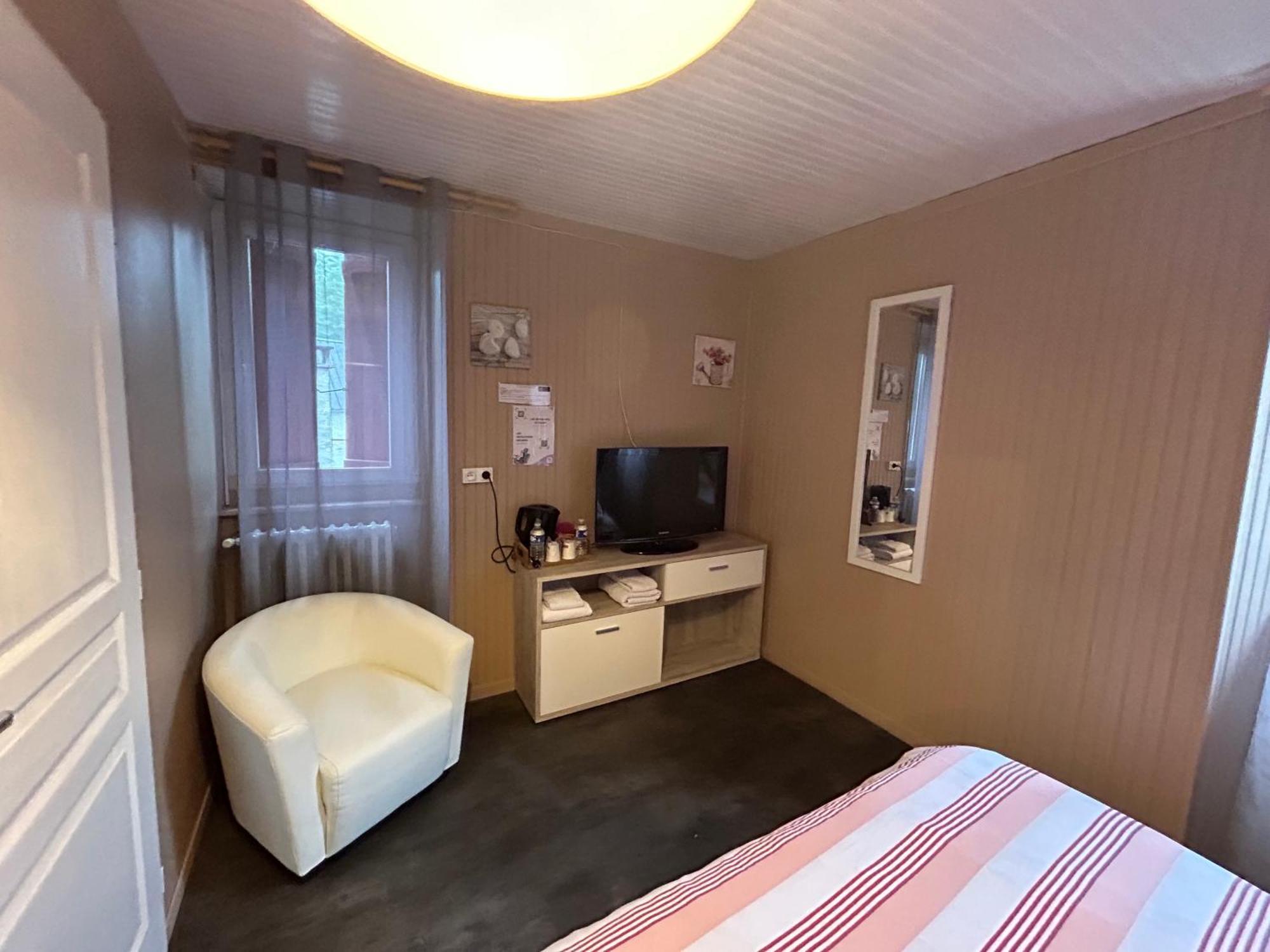 Chambres D'Hotes La Cheminee Tardets-Sorholus Luaran gambar