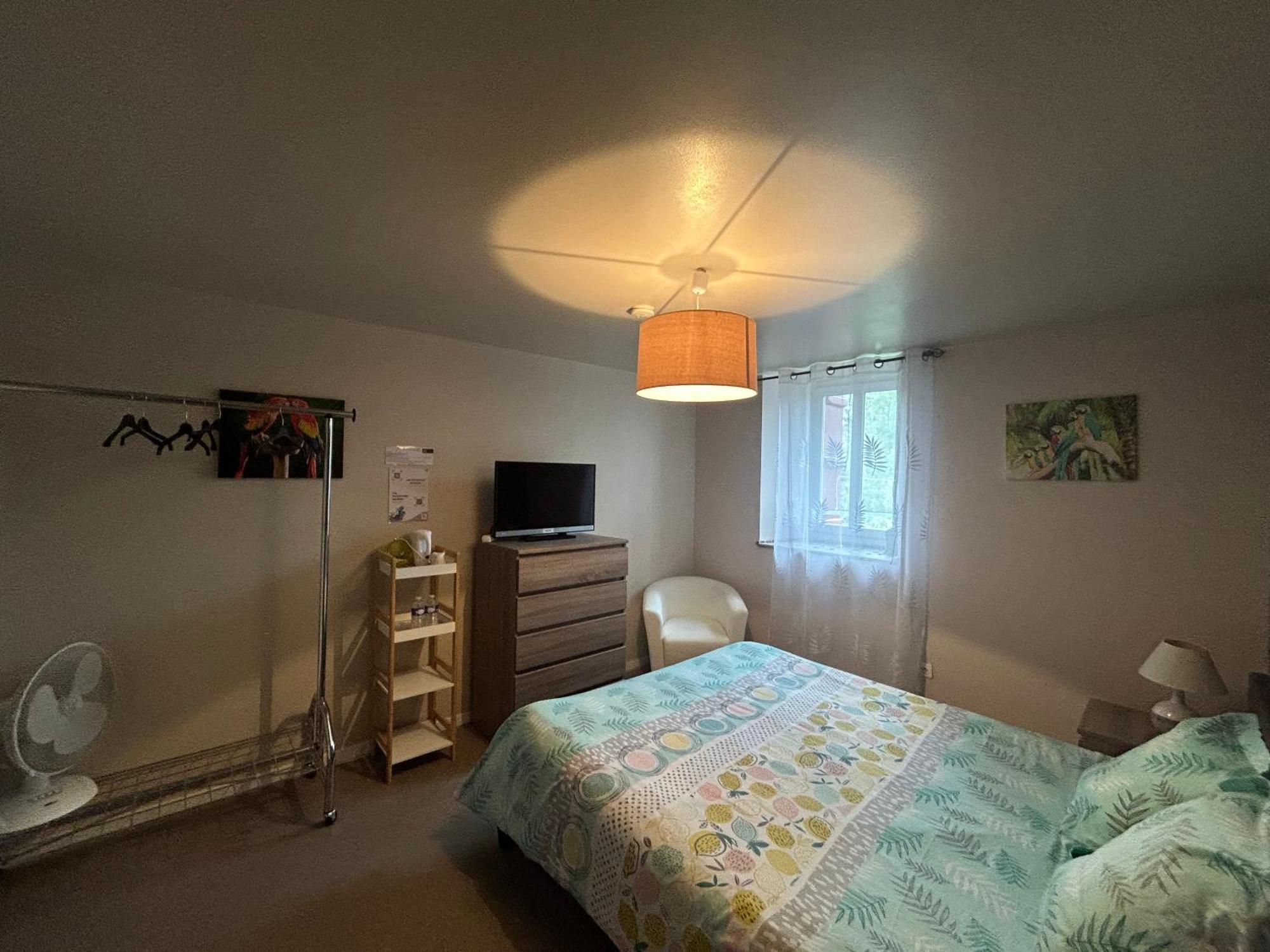 Chambres D'Hotes La Cheminee Tardets-Sorholus Luaran gambar
